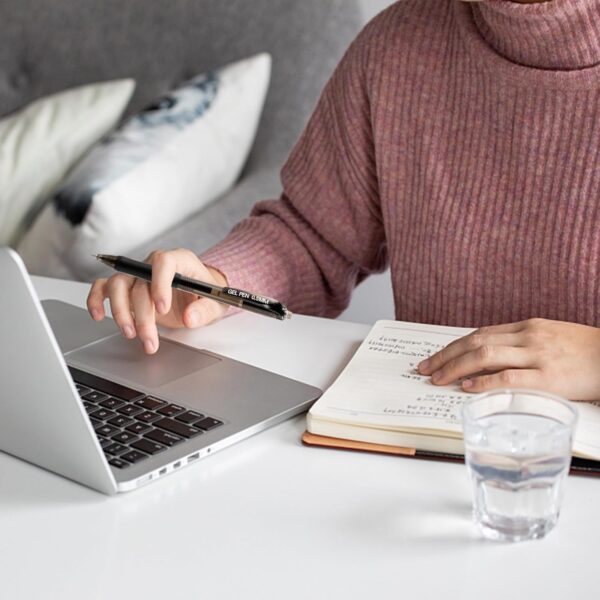 USUAL 12 Pack Retractable Gel Pens 0.5 mm,Black Ink Pen Fine Point Quick Dry Smooth Writing Rollerball Pens,Writing Ballpoint Pens for Office School Supplies